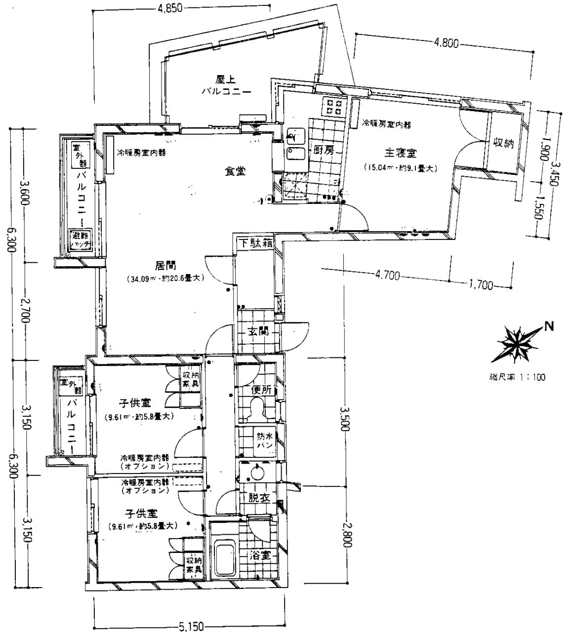 間取図は分譲当初の図面です。現状は子供部屋を一部屋に設計変更しこちらを主寝室として2LDKにしていますので、家族が増える想定でしたらリフォームで分割することも可能です。
寝室の両壁面は大容量の収納となります。
