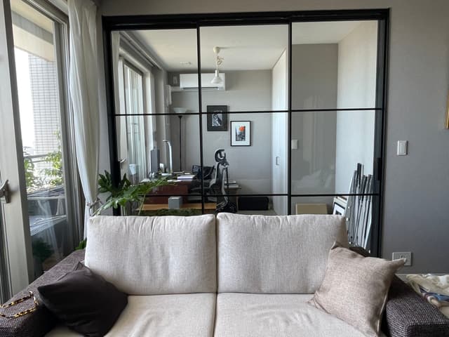 リビングから見たワークスペース。
