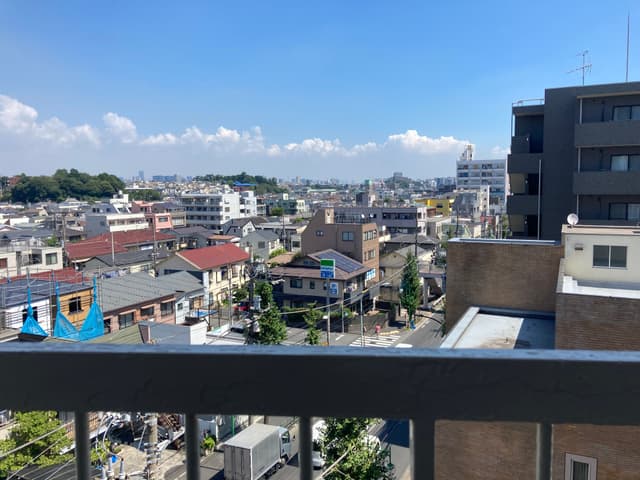 バルコニーからの眺望です。