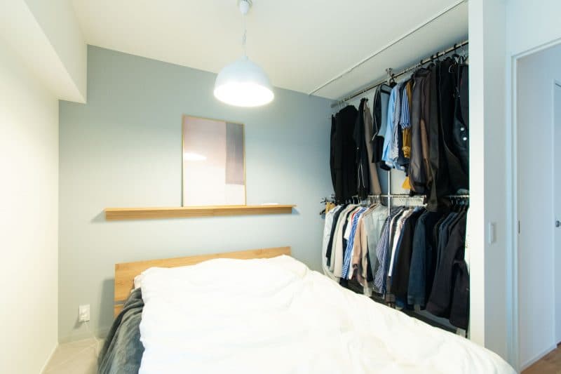 収納スペースがたっぷりの寝室