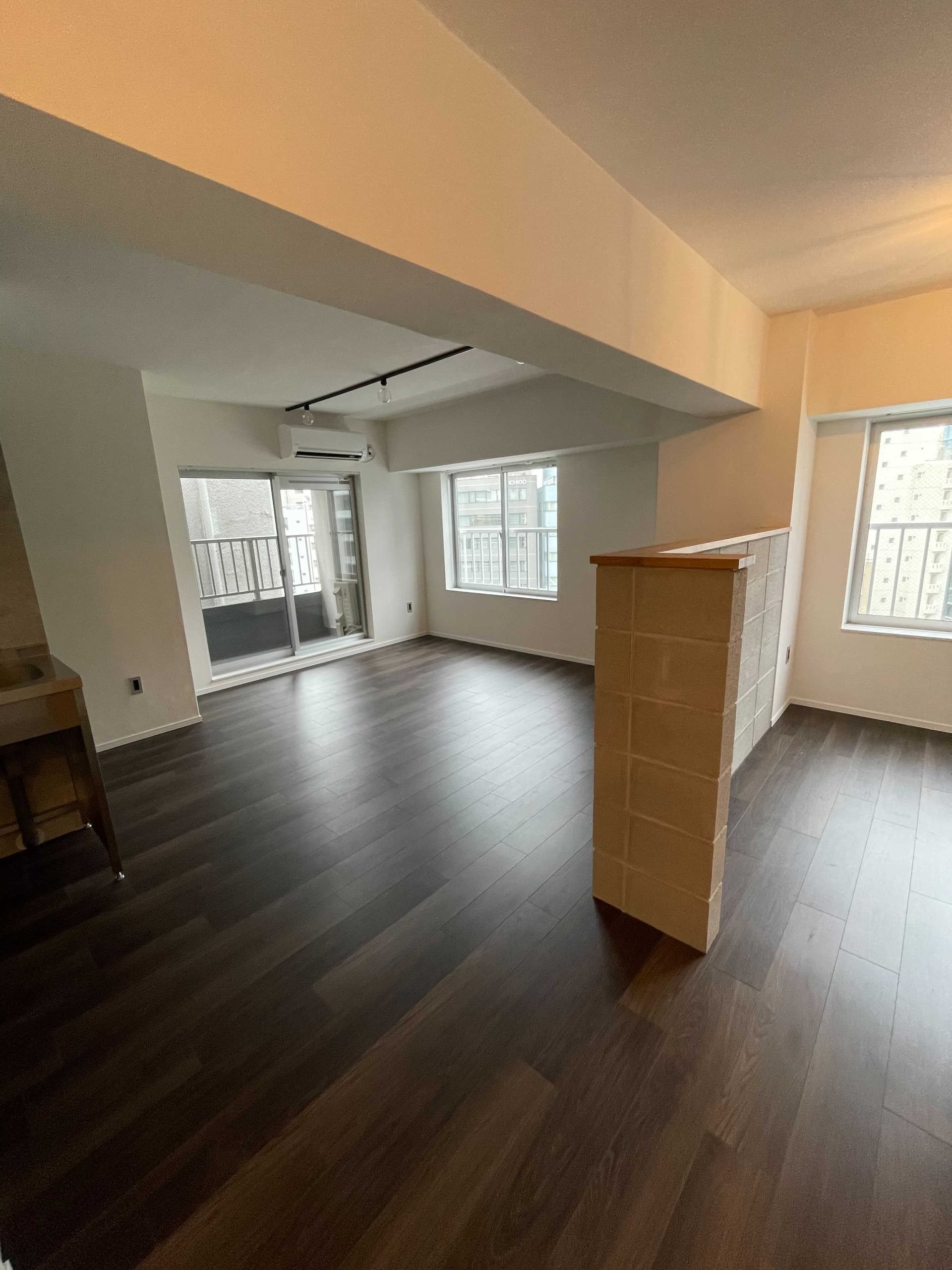 リビングダイニング