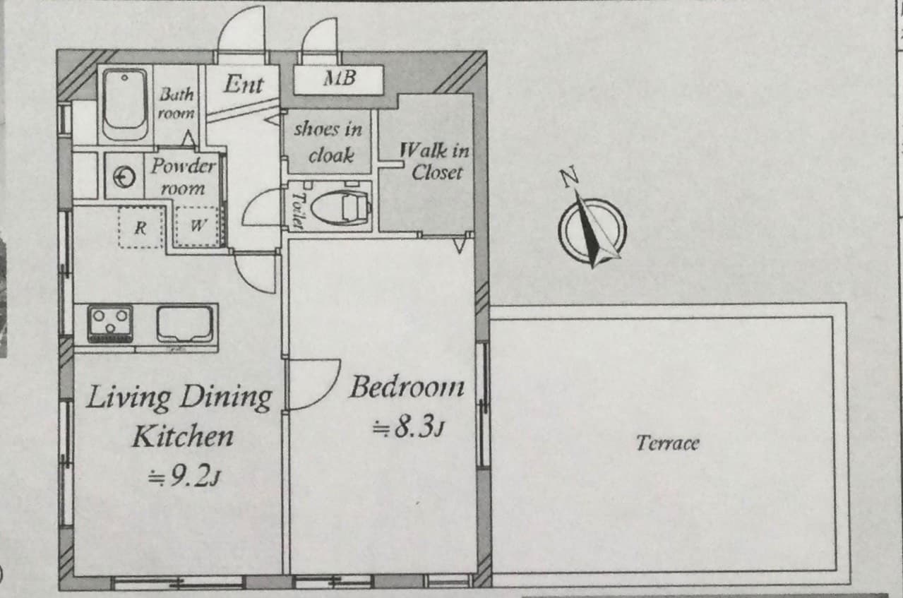 東南に20.67m2のルーフバルコニー。三方が窓があり明るい室内は43.49m2。