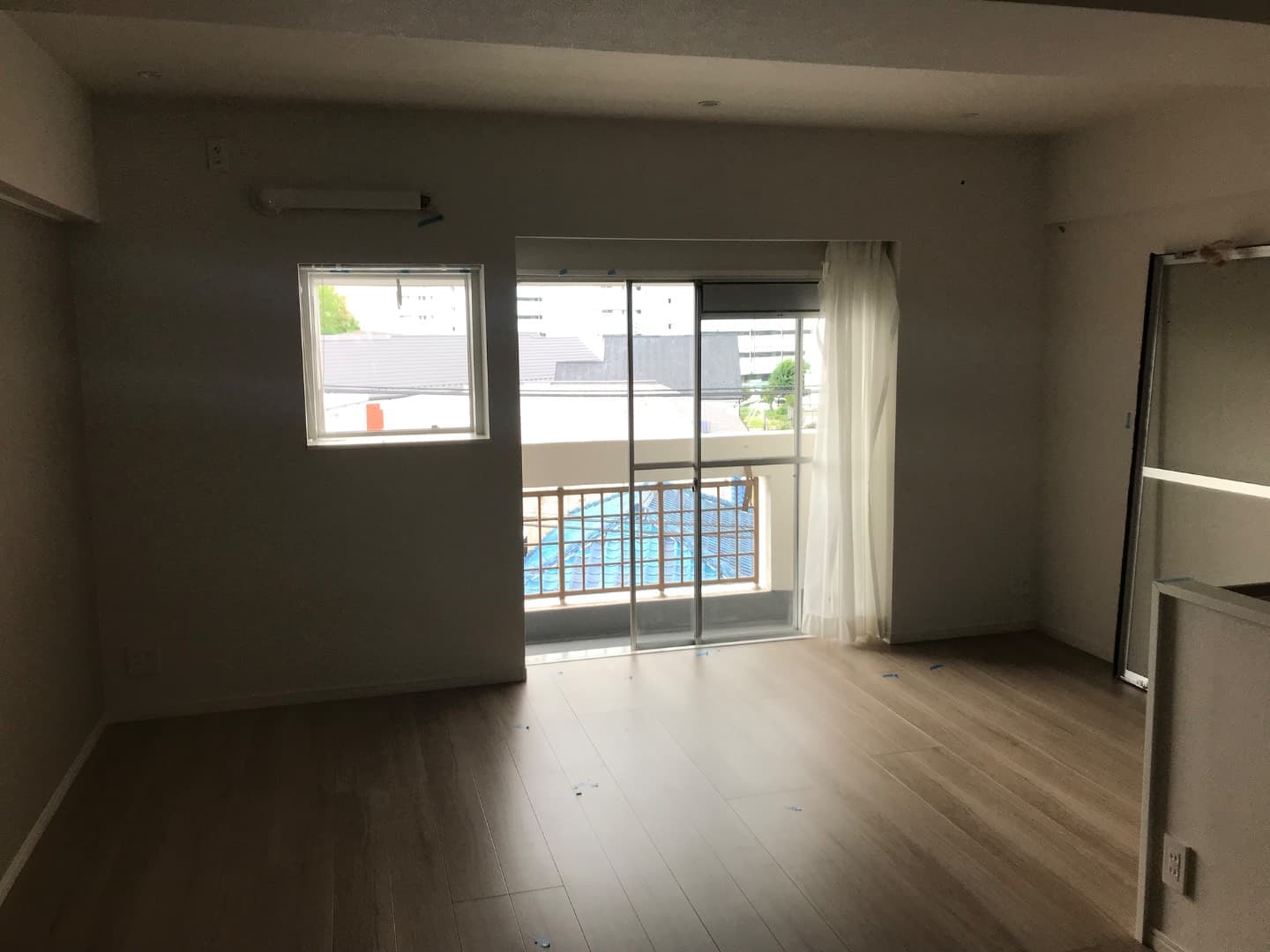 南向きのベランダの前には高い建物がなく眺望が抜けています