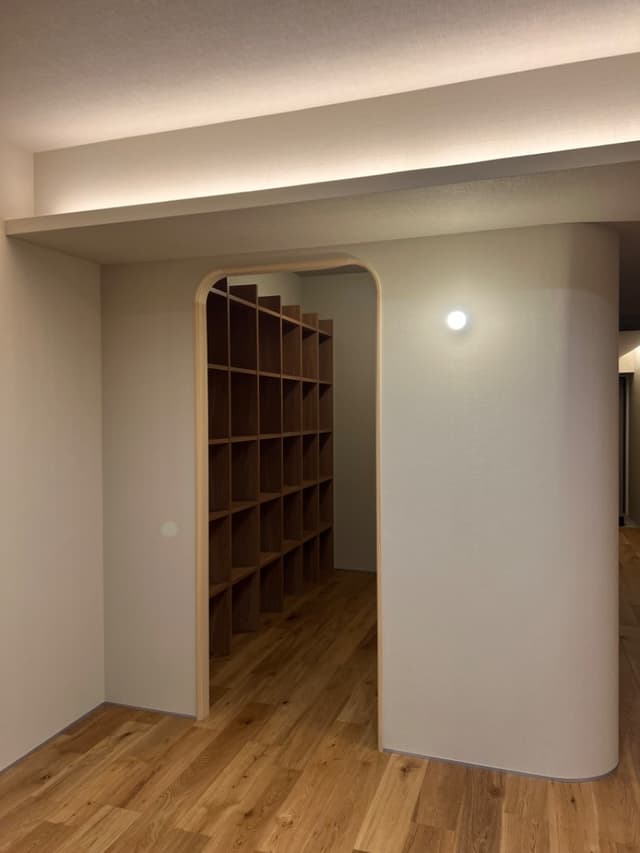 本棚を作り付けで完備
エアコンも設置可能
将来部屋として独立できます
