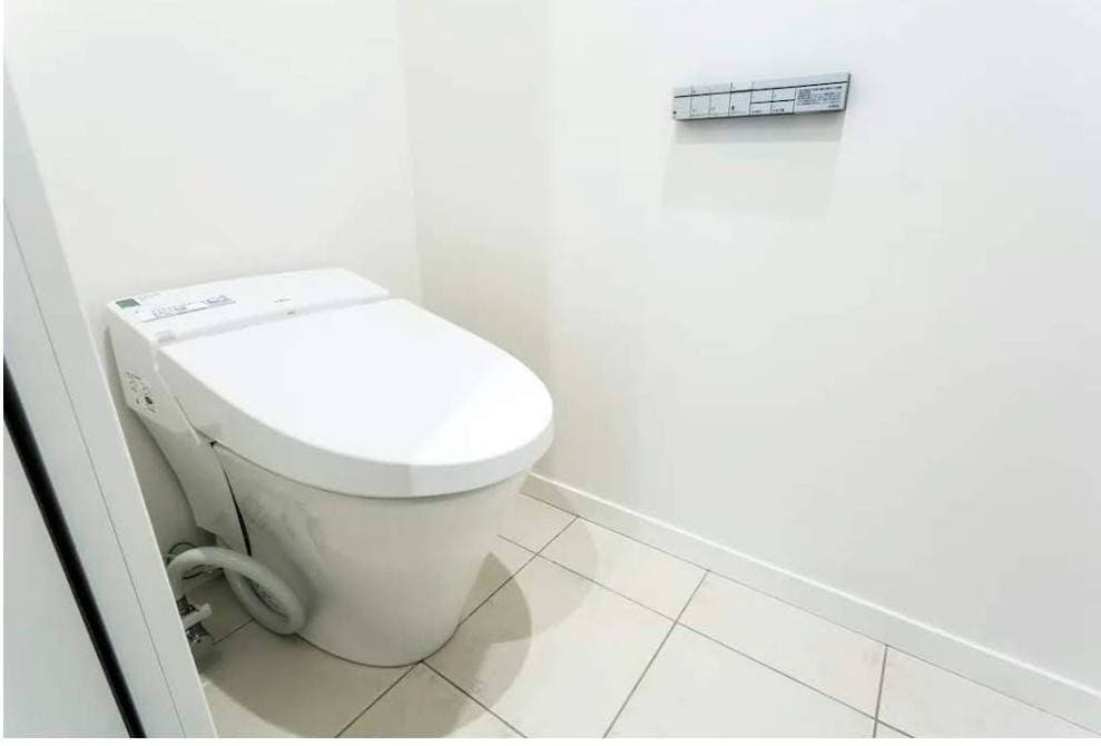 タンクレストイレ