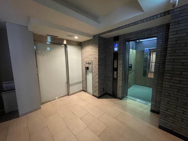 ダブルロックの共用場所