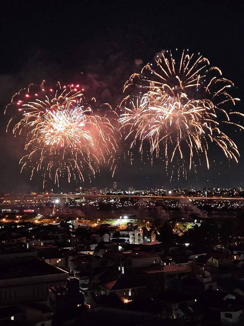 西側バルコニーからの花火
