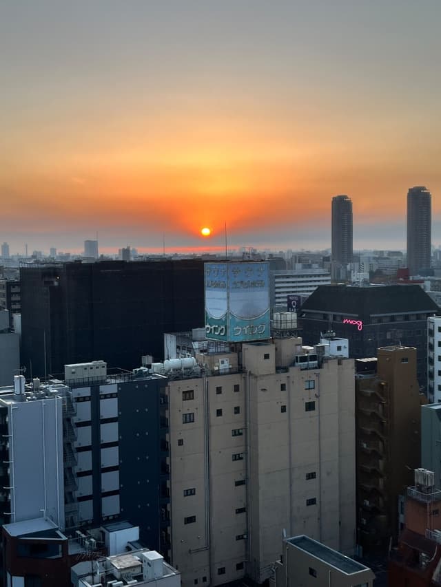 南東方面から毎日日の出を見られます。