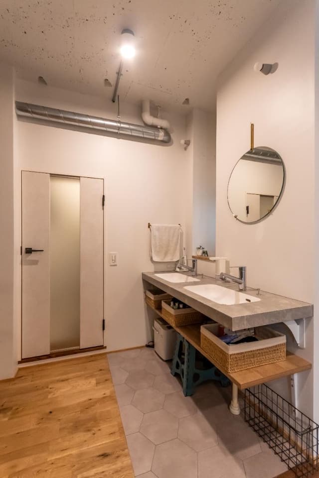 ダブルボウルの洗面所。朝も混雑しません。