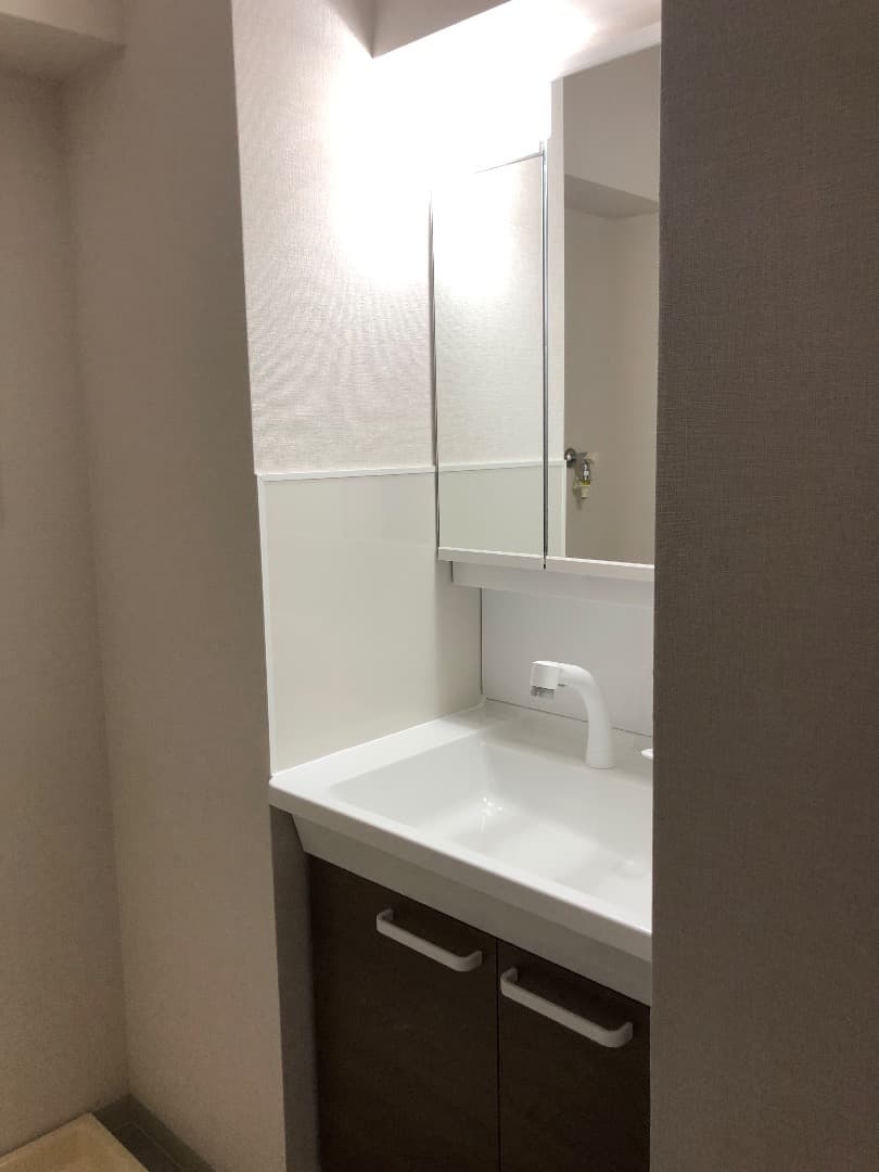 洗面台交換済み。