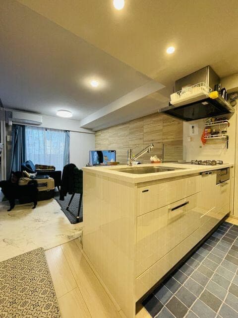 エコカラッとを貼ってます