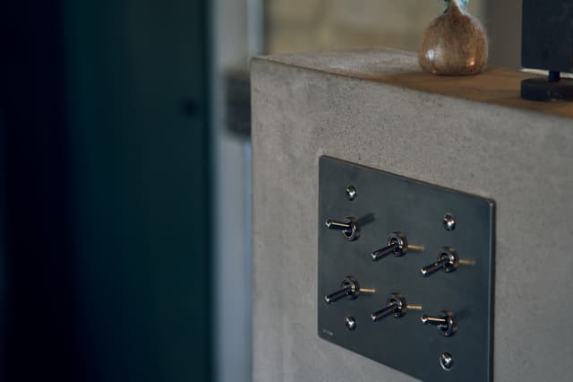 キッチン横のスイッチです。