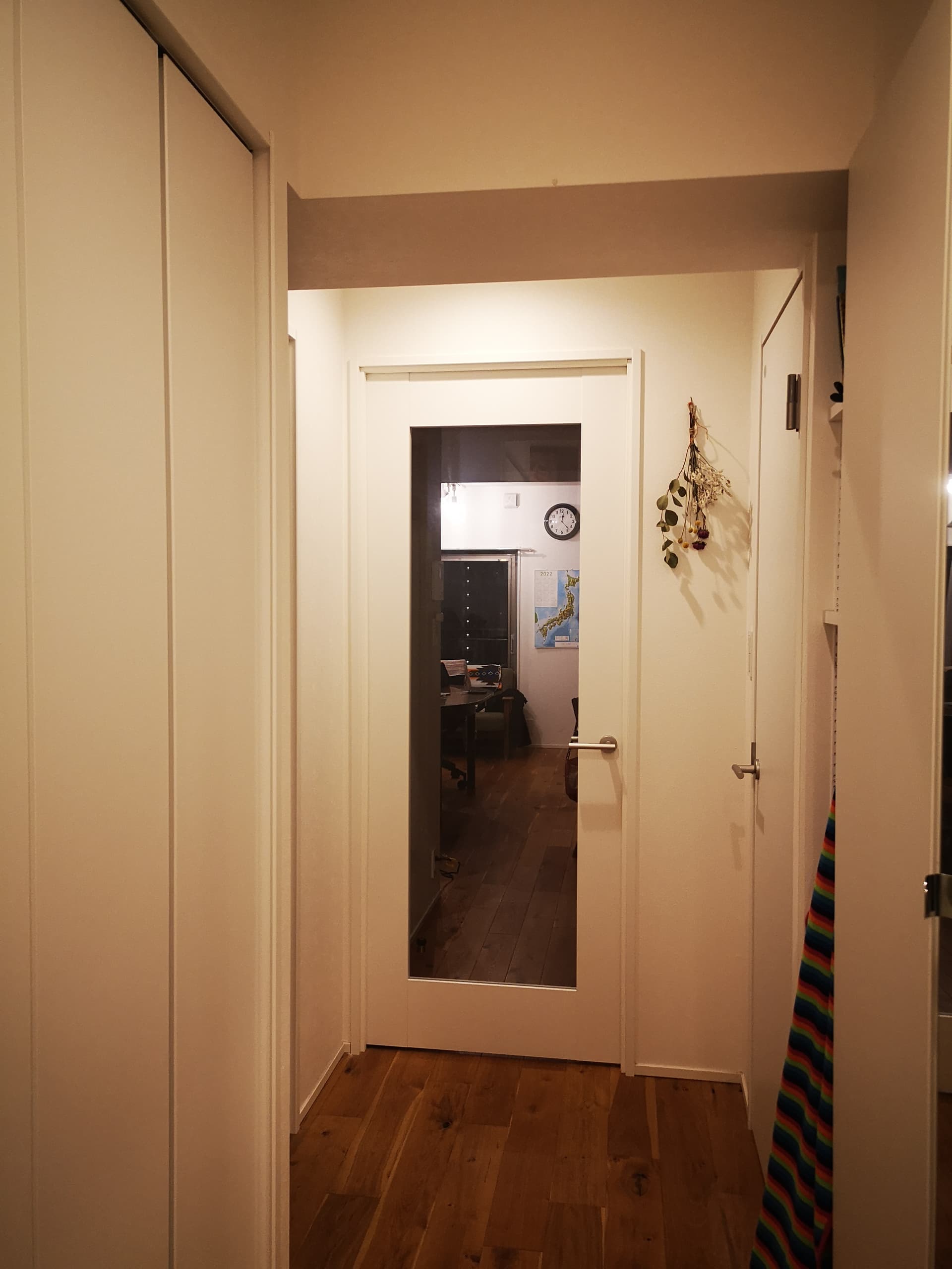 全体的に内装は白で統一されています